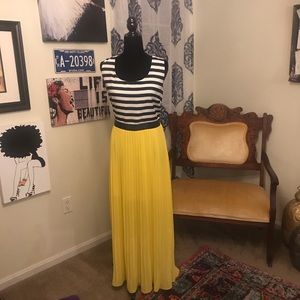 Unique Maxi Dress- Navy, White & Yellow